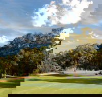 Corowa Golf Club - Schoolies Week Accommodation