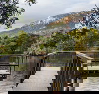 Lake Ross - Schoolies Week Accommodation