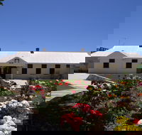 Old Railway Station - Schoolies Week Accommodation