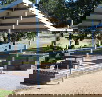 Point Hut Pond Park - Schoolies Week Accommodation