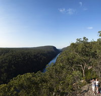The Rock Lookout - Schoolies Week Accommodation