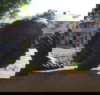 Celebration of life statue Barmera - Schoolies Week Accommodation