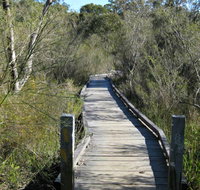 Falcon Crescent Link Track - Schoolies Week Accommodation