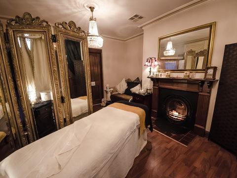 Hahndorf Creek Wellness Spa - Schoolies Week Accommodation 0