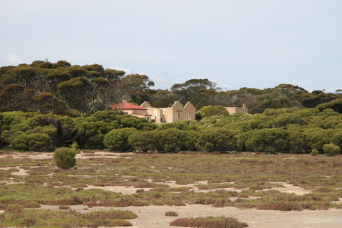 Inneston Historic Walk - Schoolies Week Accommodation 0