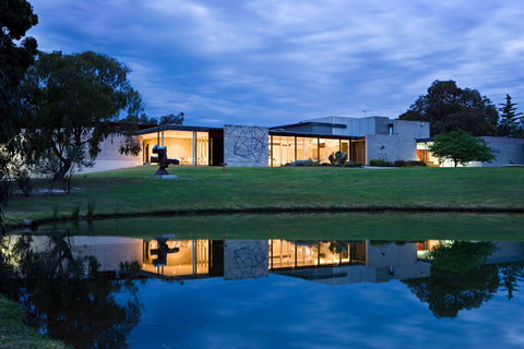 McClelland Sculpture Park + Gallery - Schoolies Week Accommodation 1