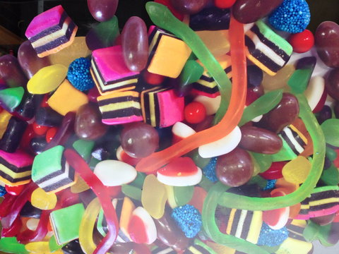 The Pier View Lolly Shop - Schoolies Week Accommodation 1