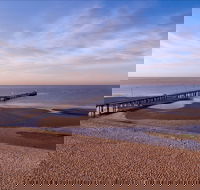 Altona Beach - Schoolies Week Accommodation