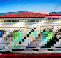 ArtGeo Cultural Complex - Schoolies Week Accommodation