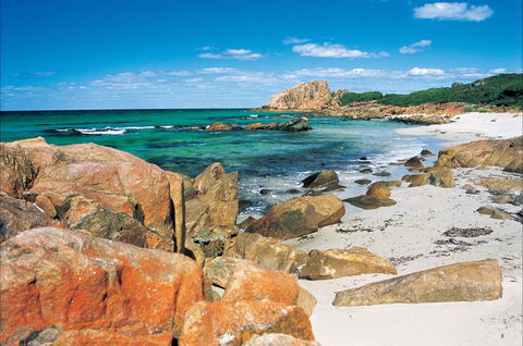 Castle Bay - Schoolies Week Accommodation 0