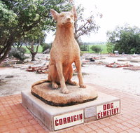 Corrigin Dog Cemetery - Schoolies Week Accommodation
