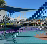 Lucindale - Schoolies Week Accommodation