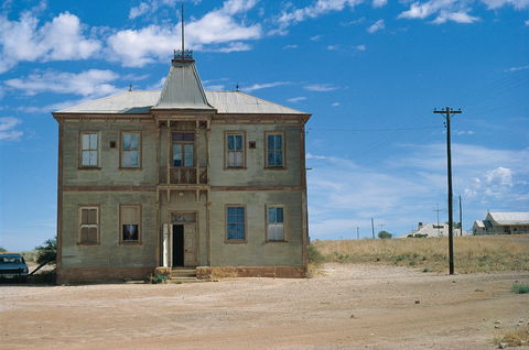 Masonic Lodge - Schoolies Week Accommodation 0