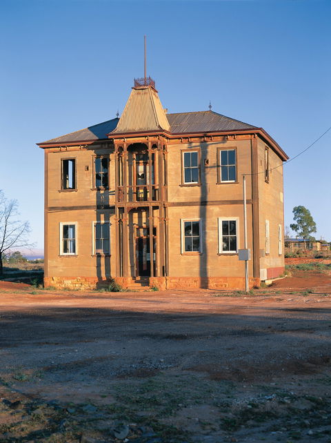 Masonic Lodge - Schoolies Week Accommodation 1