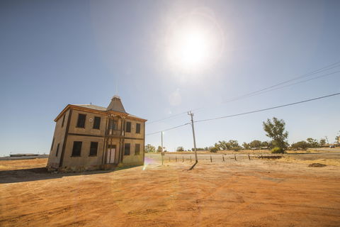 Masonic Lodge - Schoolies Week Accommodation 2