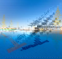 Scarborough Beach Pool - Schoolies Week Accommodation