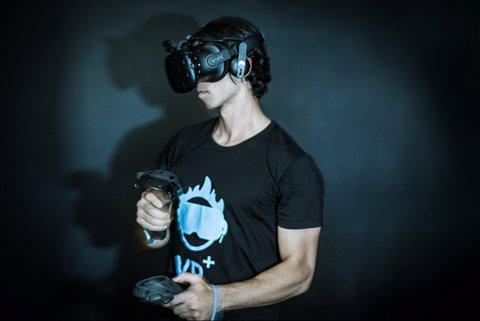 VR Plus  - Melbourne's Ultimate Virtual Reality Experience - Schoolies Week Accommodation 1