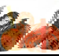 Australian Woodwork - Schoolies Week Accommodation