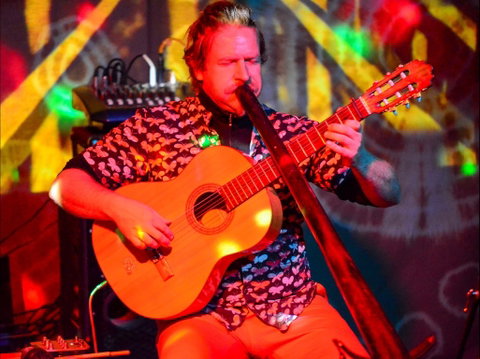 Didgeridoo Festivals - Schoolies Week Accommodation 1
