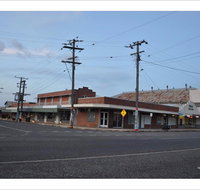 Dimbulah - Schoolies Week Accommodation
