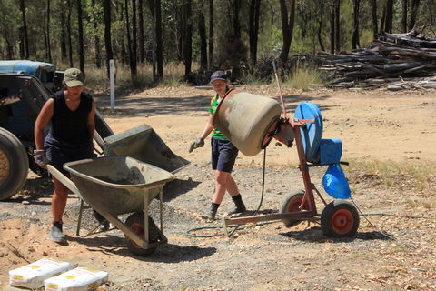 Durong Dingo Sanctuary - Schoolies Week Accommodation 2