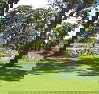 Frederickton Golf Club - Schoolies Week Accommodation