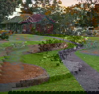 Macarthur Park - Schoolies Week Accommodation