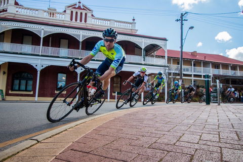 The Heron's Highway - Avon River Cycle Trail - Schoolies Week Accommodation 1