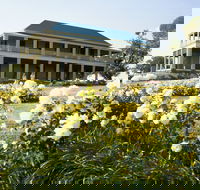 The Cedar Route - Schoolies Week Accommodation