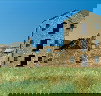 Clinchs Mill - Schoolies Week Accommodation