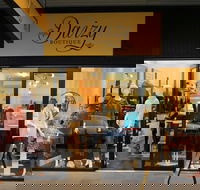 Daizy Boutique - Schoolies Week Accommodation