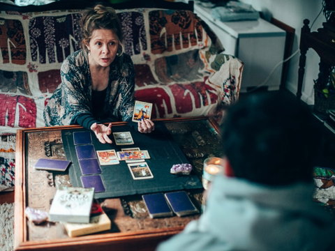 Blue Mountains Tarot Readings - Schoolies Week Accommodation 0