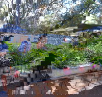 Fernvale Country Markets - Schoolies Week Accommodation