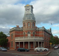 Midland Town Hall - Schoolies Week Accommodation