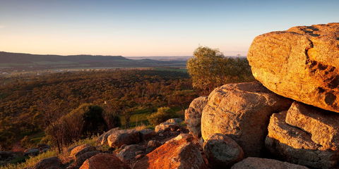 Mount Brown Lookout - Schoolies Week Accommodation 0