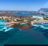 The Junction - Schoolies Week Accommodation