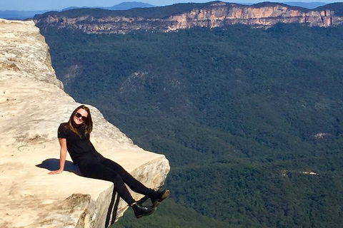 Blue Mountains Private Bus Tour From Sydney, Plus Featherdale Aussie Animal Park - Schoolies Week Accommodation 1