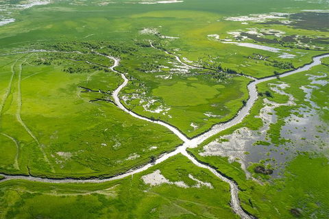 60 Minute Scenic Flight From Cooinda - Schoolies Week Accommodation 0