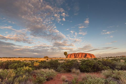 Uluru, Kata Tjuta And Kings Canyon Camping Safari From Alice Springs - Schoolies Week Accommodation 2