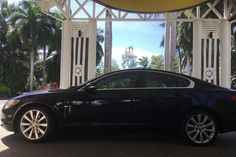 Jaguar Limousine Transfer Cairns Airport To City Or Return - Schoolies Week Accommodation 2