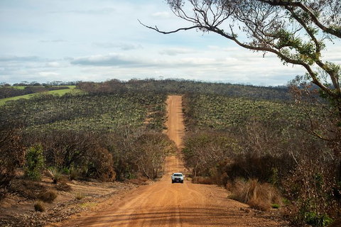 NEW TOUR - Kangaroo Island Road To Recovery Tour (1 Day/1 Night) - Schoolies Week Accommodation 1