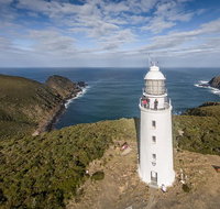 Bruny Island Day Tour Includes Lunch and Exclusive Lighthouse Tour - Schoolies Week Accommodation