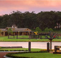 Laurance Wines - Schoolies Week Accommodation