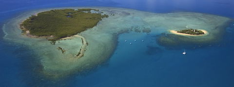 Aquarius Luxury Sailing - Schoolies Week Accommodation 4