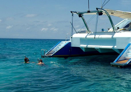 Synergy Reef Sailing - Schoolies Week Accommodation 2