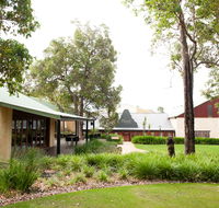 Clairault  Streicker Wines - Schoolies Week Accommodation