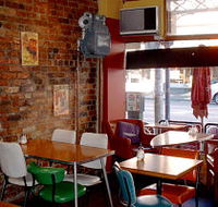 Gypsie's Cafe - Schoolies Week Accommodation