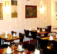 Ing Doi - Schoolies Week Accommodation