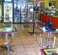 PM's Cafe - Schoolies Week Accommodation