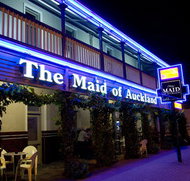 Maid of Auckland Hotel - Schoolies Week Accommodation